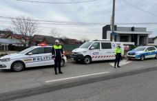 Peste 60 de permise de conducere și certificate de înmatriculare reținute de polițiști