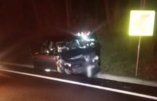 Accident! Două mașini s-au ciocnit la ieșire din Botoșani, pe drumul E 58