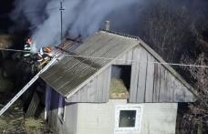 Incendiu într-o gospodărie din județ după ce o lumânare aprinsă a fost lăsată nesupravegheată - FOTO