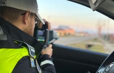 Peste 70 de șoferi sancționați pentru abateri rutiere