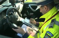 Tânăr depistat de polițiști cu un permis de conducere contrafăcut