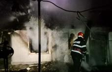 Incendiu într-o gospodărie din Coțușca. Proprietara de 70 de ani, a suferit un atac de panică