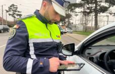 Peste 70 de permise de conducere și certificate de înmatriculare reținute de polițiști în weekendul care a trecut