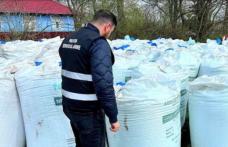 Peste 20 de tone de îngrășământ depozitat ilegal la Șendriceni au fost descoperite de polițiști