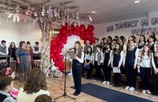 Ziua de 8 martie sărbătorită de preșcolarii și elevii Școlii Cornerstone Dorohoi - FOTO