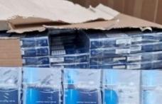 Un bărbat și o femeie depistați de jandarmi cu 70 de pachete de țigări de contrabandă