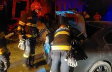 Un autoturism scăpat de sub control s-a oprit într-o casă din Botoșani
