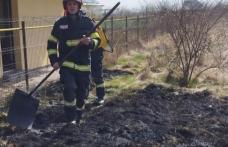 Pompierii au intervenit la trei incendii de vegetație uscată care se puteau transforma în tragedii