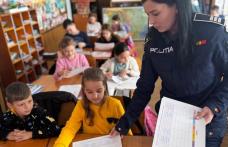 Polițiştii botoşăneni alături de copii, în „Școala siguranţei Tedi”