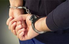 Bărbat reținut în noaptea de Înviere după ce s-a urcat băut la volan și a făcut accident