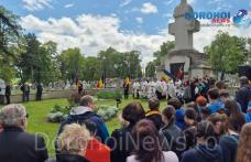 Eroii au fost comemorați în Zi de Înălțare, la Dorohoi, în Cimitirul Eroilor - FOTO