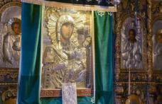 SINAXAR – 9 Iulie – Cinstirea Sfintei Icoane a Maicii Domnului Îndrumătoarea de la Mănăstirea Neamţ