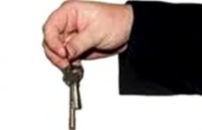 Ofer spre închiriere apartament cu două camere 