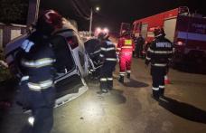 Accident rutier la Corni. O mașină s-a răsturnat în șanț