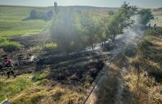 Două incendii de vegetație uscată produse în urma folosirii focului, lăsat nesupravegheat