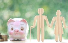 Guvernul schimbă regulile pensiilor private: românii pot retrage până la 30% din economii