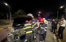 Mașină distrusă în urma unui accident pe o stradă din Botoșani
