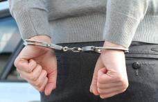 Mandat de executare a pedepsei închisorii pentru dare de mită și cumpărare de influență, pus în aplicare de polițiștii botoșăneni