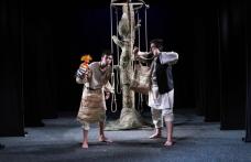 Pupăza din tei  pe scena Teatrului „Vasilache”