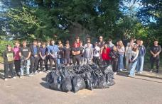 Activitate de ecologizare desfășurată de Colegiul Național „Grigore Ghica” Dorohoi - FOTO