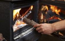 ATENȚIE! Șase persoane au decedat, iar alte două au ajuns la spital cu arsuri în urma unor incendii generate de jarul căzut din sobă