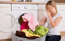 Cinci greșeli pe care le faci când speli rufele