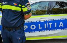 Peste 40 de permise de conducere și certificate de înmatriculare reținute de polițiști în week-end