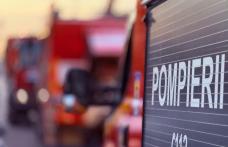 Anexă și acoperișul unei case cuprinse de flăcări la Darabani