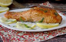 File de somon gătit în air fryer