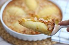 Tartă cu pere și migdale