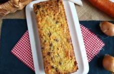 Chec aperitiv cu griș, dovlecei și morcov