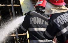 Saună cuprinsă de flăcări într-o gospodărie din Botoșani