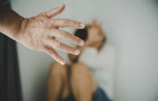 Patru persoane reținute pentru infracțiunea de lovire sau alte violențe 