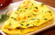Omletă cu multă brânză cu ciuperci și pătrunjel