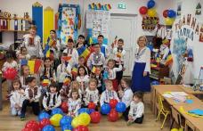 „La mulți ani, România!” – preșcolari și școlari în sărbătoare -  FOTO