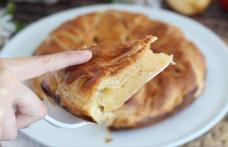 Plăcintă cu mere și scorțișoară