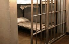 Condamnați la închisoare cu executare. Două persoane încarcerate pentru conducere fără permis