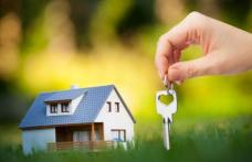 Vând casă cu grădină și anexe!