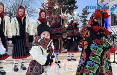 Festivalul Datinilor și Obiceiurilor de Iarnă 2025 a adus tradiția în centrul municipiului Dorohoi – partea I