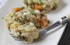 Salată rusească cu maioneză