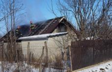 Acoperiș aprins de la un coș de fum neizolat