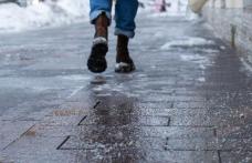 Meteorologii au emis un Cod galben de precipitații mixte, cu depuneri locale de polei