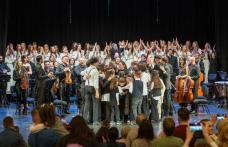 Educație, artă și emoție: „Lacrimi de Luceafăr”, proiect educațional dedicat poetului Mihai Eminescu 