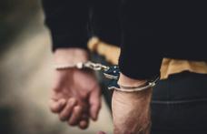 Bărbat reținut pentru încălcarea ordinului de protecție și distrugerea sistemului de monitorizare