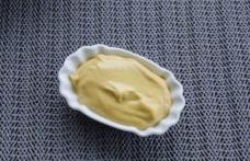 În conținutul unui borcan de muștar se pot găsi până la 18 E-uri