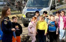 Ziua Internațională a Fericirii marcată de polițiștii botoșăneni - FOTO