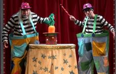 Hoțomanii acrobați, spectacol pe scena Teatrului „Vasilache”