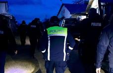 Percheziții la Ștefănești! Bunuri în valoare de 12.000 de lei identificate și ridicate de polițiști