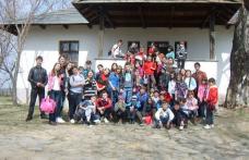 Proiect educaţional „Universul copilăriei” - FOTO