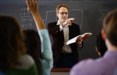 Rezidenţiat pentru profesorii români. Ajung la catedră după 6 ani de studiu